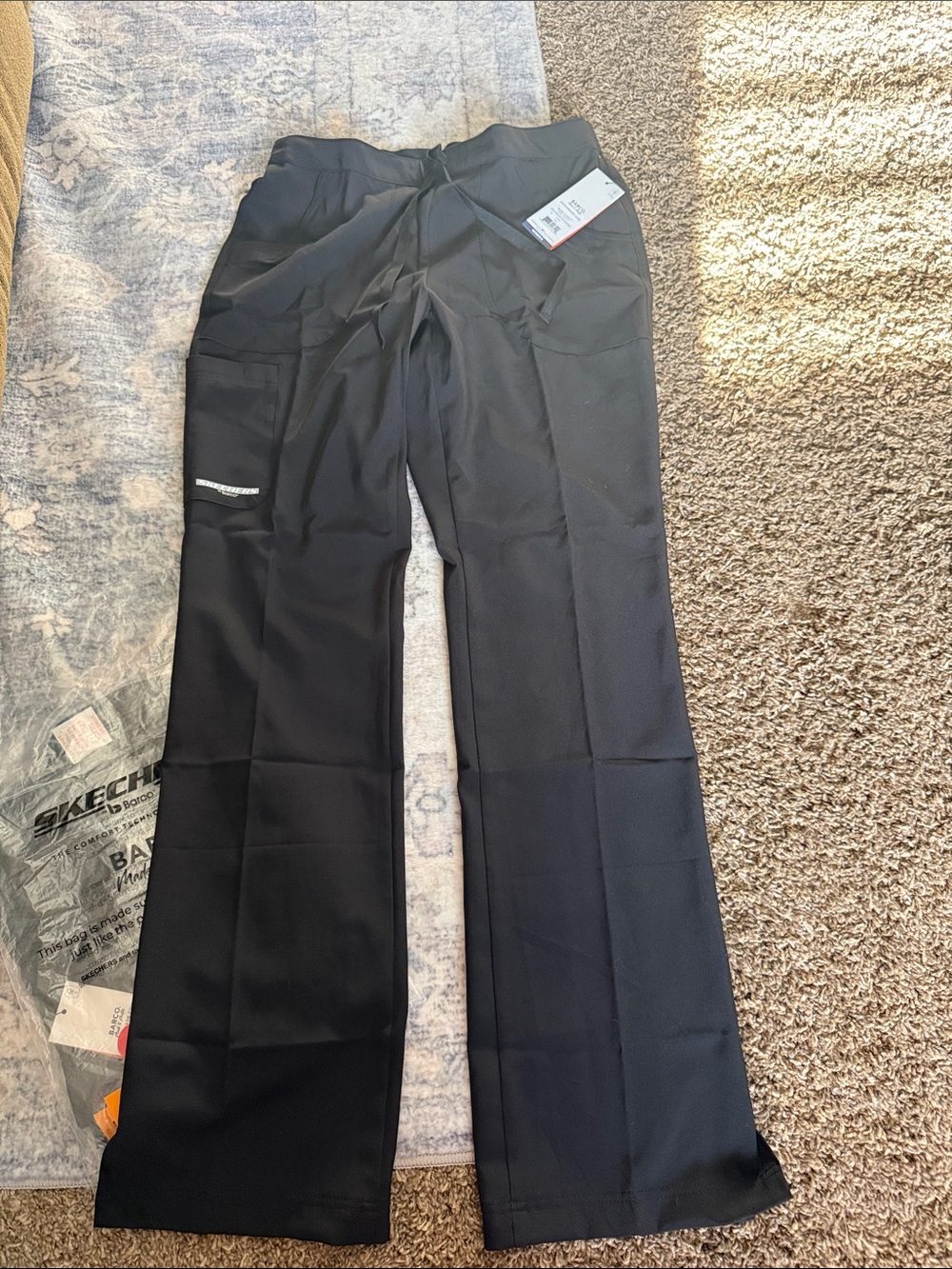 Skechers black cargo scrub pants